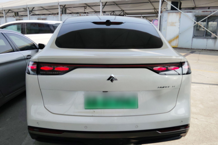 昊铂HT 2024款 825鸥翼激光雷达版车身外观6004