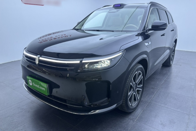 鸿蒙智行 问界M7 2024款 1.5T 智驾四驱Ultra版 5座车身外观6004