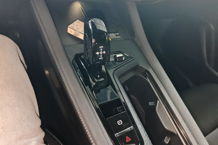 领克03 2023款 2.0TD DCT劲Pro局部细节18