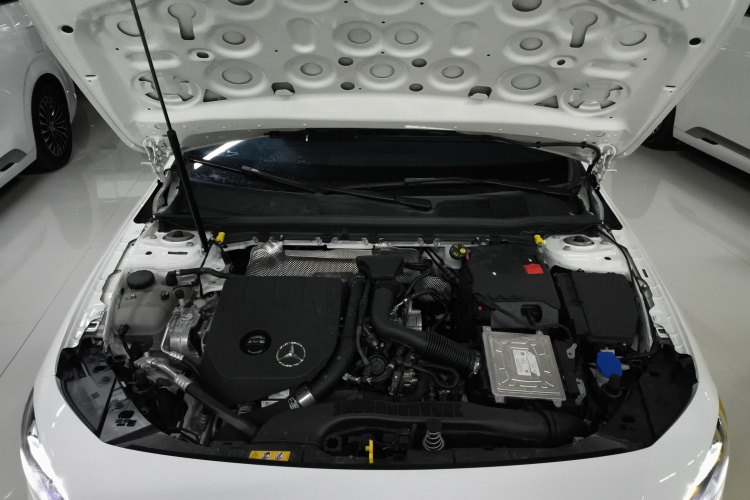 奔驰A级 2022款 改款三 A 200 L 运动轿车时尚型局部细节24