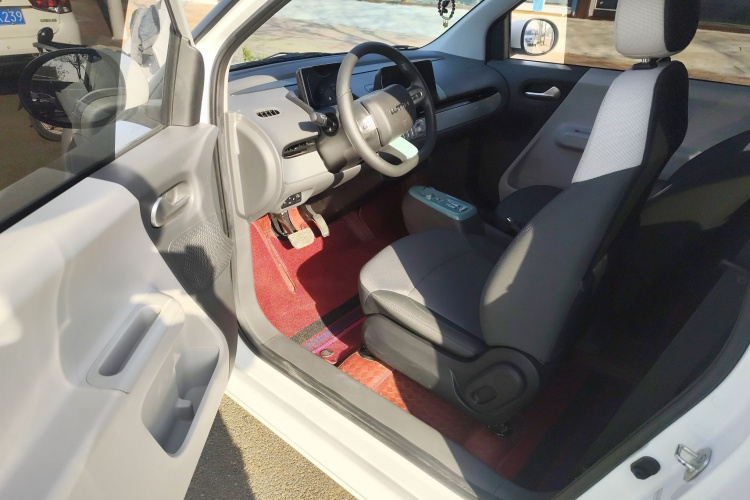 长安启源 长安Lumin 2023款 301km 蜜沁款中控内饰7003