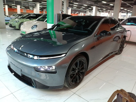 小鹏P7 2022款 670E+鹏翼版