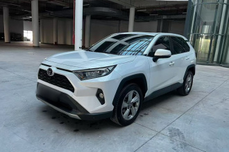 丰田 RAV4荣放 2021款 2.0L CVT两驱风尚PLUS版