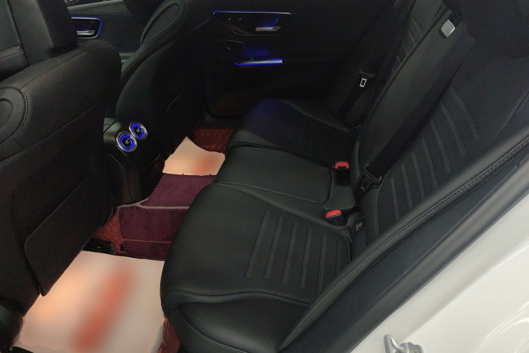 奔驰C级 2023款 改款 C 260 L 运动版中控内饰21