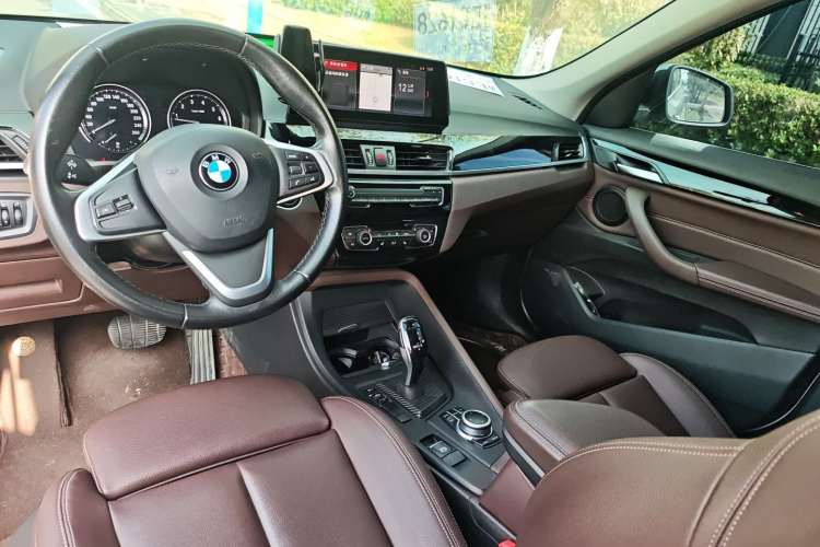 宝马X1 2020款 sDrive25Li 领先型中控内饰7004