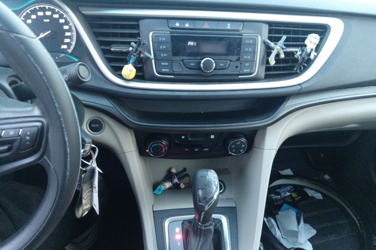 别克 英朗 2015款 18T 双离合精英型局部细节16