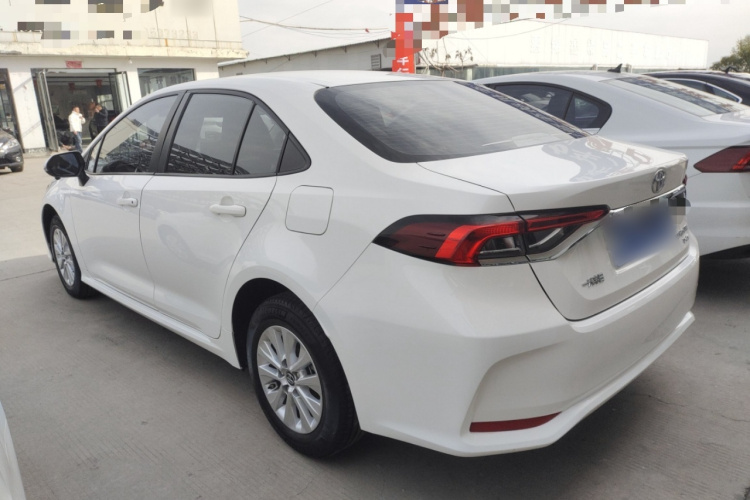 丰田 卡罗拉 2021款 1.2T S-CVT 精英版车身外观6003