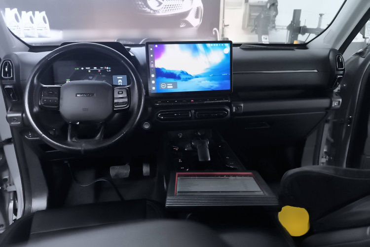 哈弗大狗 PLUS 新能源 2023款 DHT-PHEV 105km 潮电版Plus中控内饰12