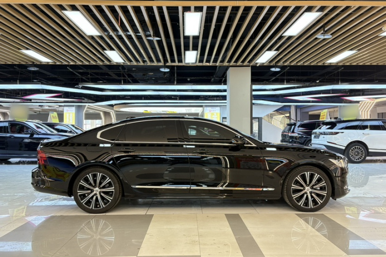 沃尔沃S90 2024款 B5 智雅豪华版车身外观6005