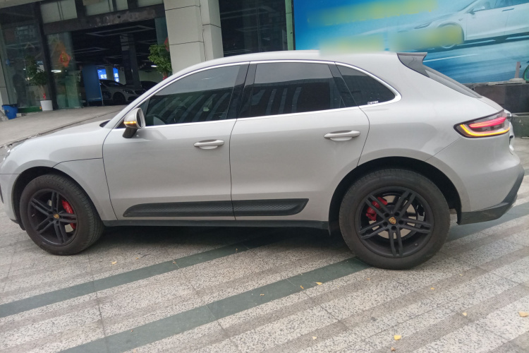 保时捷 2024款 Macan 2.0T车身外观6003