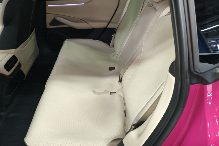 小米汽车 小米SU7 2024款 四驱超长续航高阶智驾Max版中控内饰7004