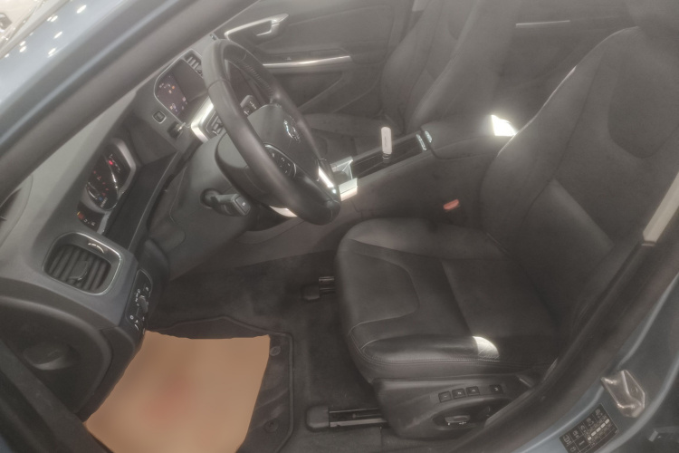 沃尔沃S60 2019款 S60L T5 智远版局部细节19