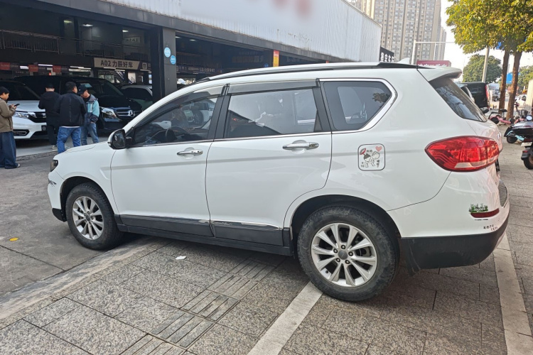 哈弗H6 2018款 运动版 1.5T 手动两驱精英型 国V车身外观4