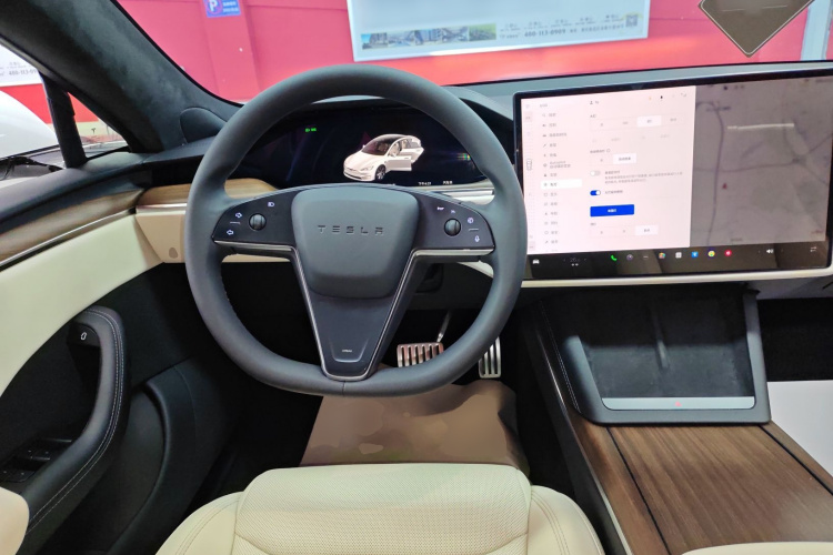 特斯拉 Model S 2023款 双电机全轮驱动版中控内饰13