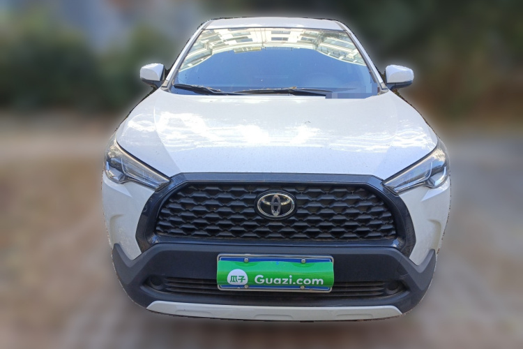 丰田 卡罗拉锐放 2023款 2.0L 先锋版车身外观2