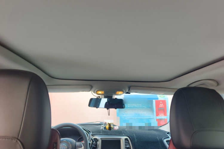 Jeep 指南者 2017款 200T 自动家享版中控内饰22