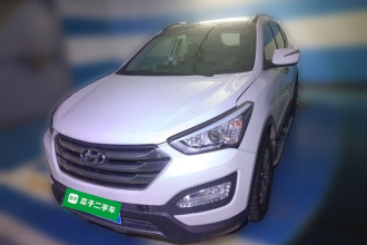 现代 胜达 2015款 2.0T 自动四驱智能型 7座