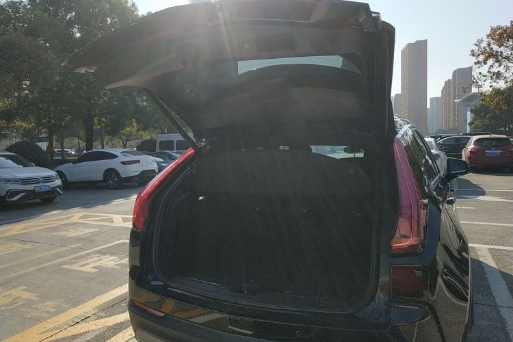 凯迪拉克XT4 2018款 28T 两驱领先型局部细节23