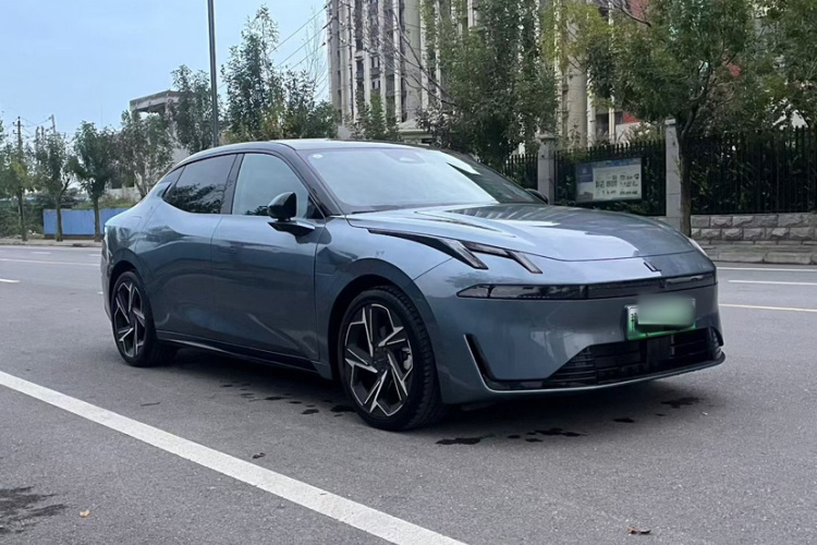 领克07 2024款 EM-P 126长续航 Ultra车身外观6006