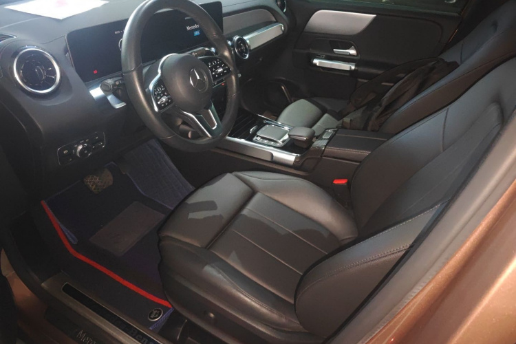 奔驰GLB 2020款 GLB 180 时尚型局部细节19