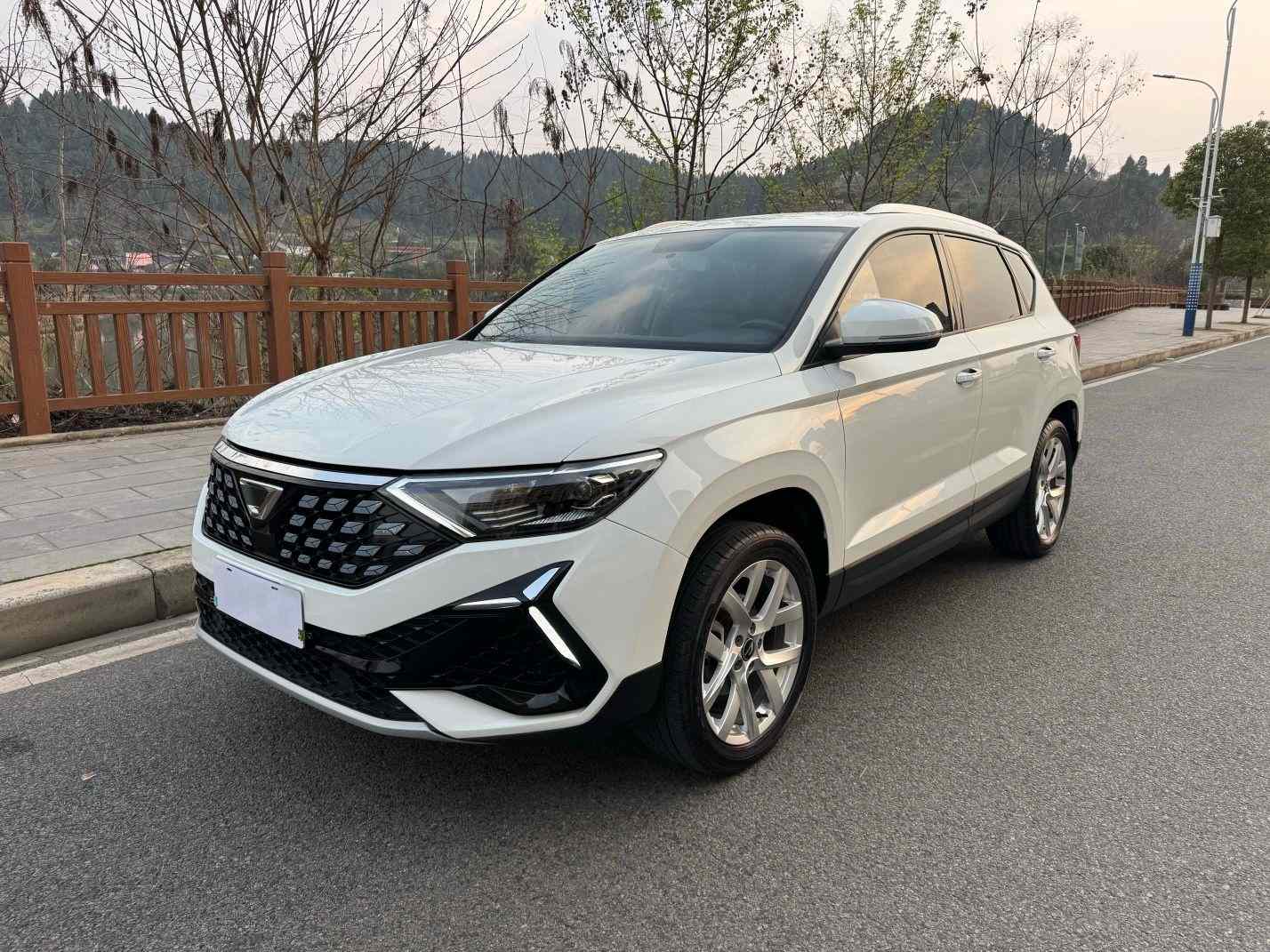 捷达VS5 2023款 280TSI 自动进取型(2)