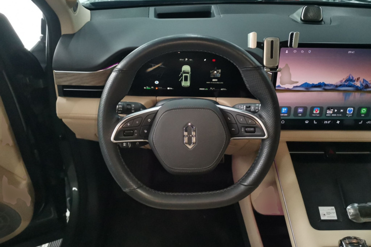 鸿蒙智行 问界M7 2022款 1.5T 后驱舒适版中控内饰13