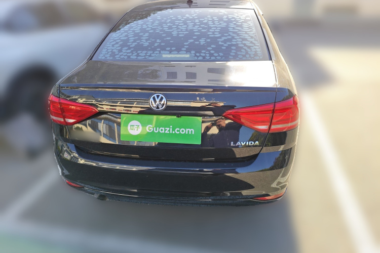 大众 朗逸 2017款 1.6L 自动风尚版车身外观6