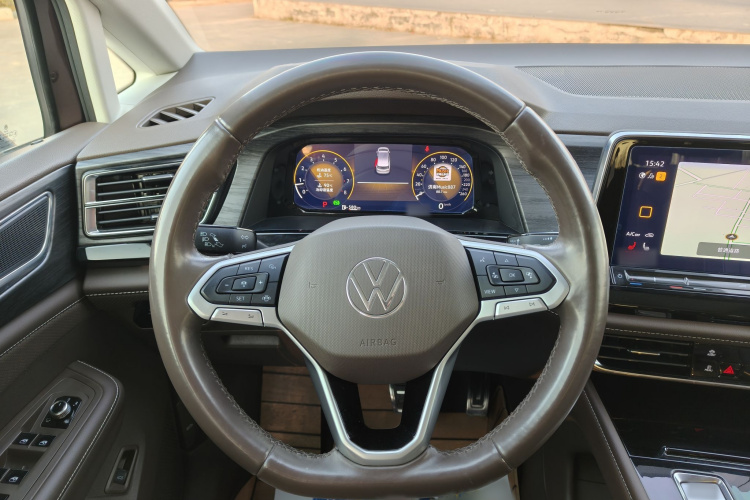 大众 威然 2022款 380TSI 尊驰版局部细节13