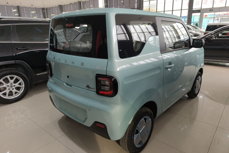 吉利银河 2024款 熊猫mini 200km 耐力熊车身外观6005