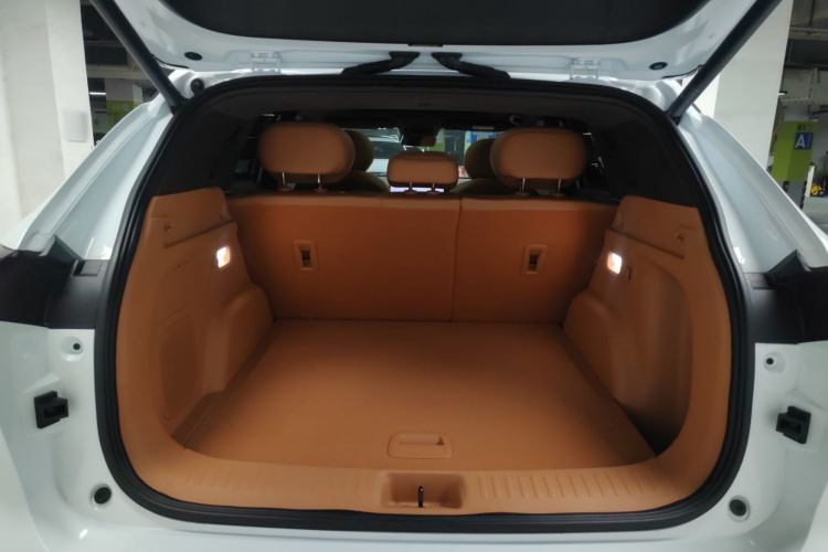 东风风神L8 2025款 185KM理想版机舱底盘23