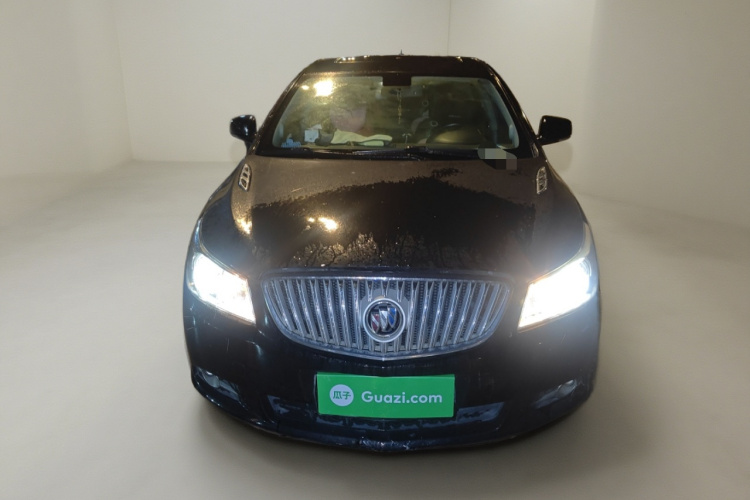 别克 君越 2011款 2.0T旗舰版车身外观2