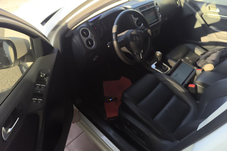 大众 途观 2015款 1.8TSI 自动两驱舒适版中控内饰20