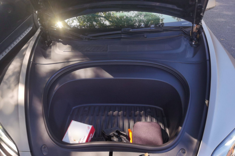 特斯拉 Model 3 2023款 后轮驱动版局部细节24