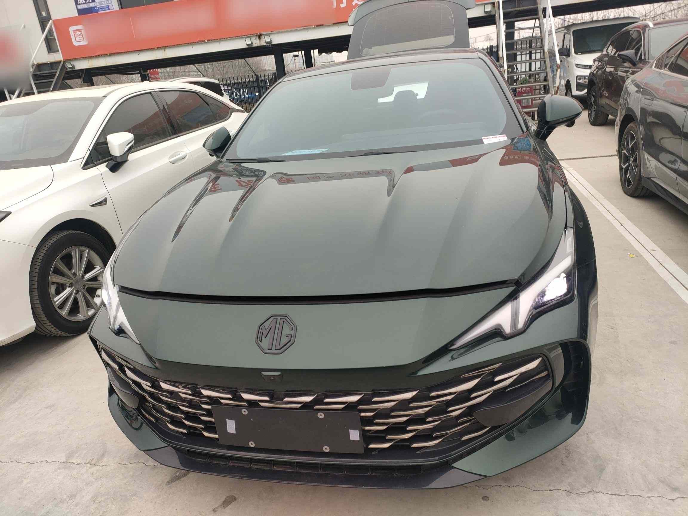 名爵 MG7 2023款 2.0T 自动猎美尊享版(1)