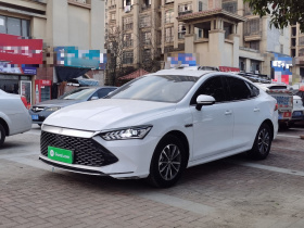 比亚迪 秦PLUS 2024款 荣耀版 DM-i 55KM领先型