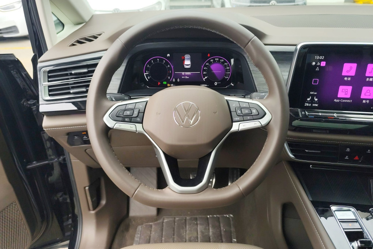 大众 威然 2024款 380TSI 尊贵版中控内饰13
