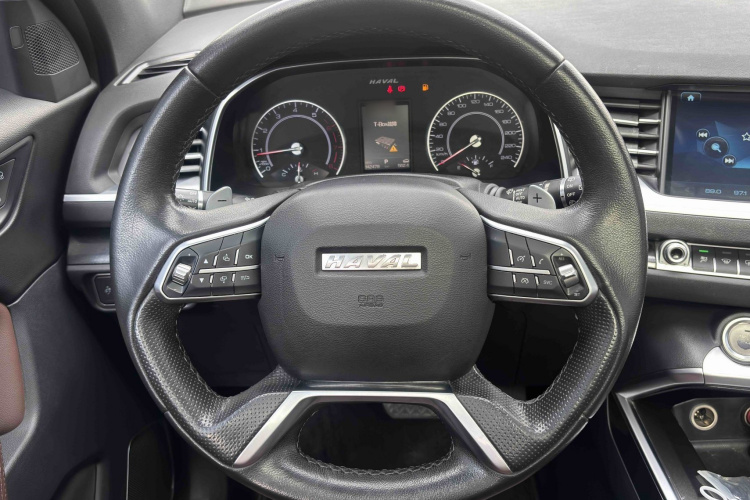 哈弗H6 2017款 蓝标 1.5T 自动两驱智尚型中控内饰7012