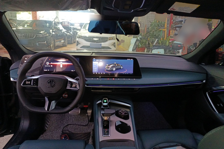名爵 MG7 2023款 2.0T 自动猎美奢享版中控内饰12