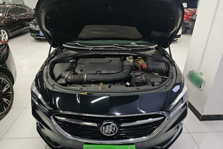 别克 君越 2020款 652T 豪华型机舱底盘24