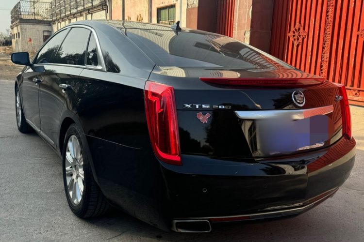 凯迪拉克XTS 2014款 28T 舒适型车身外观6005