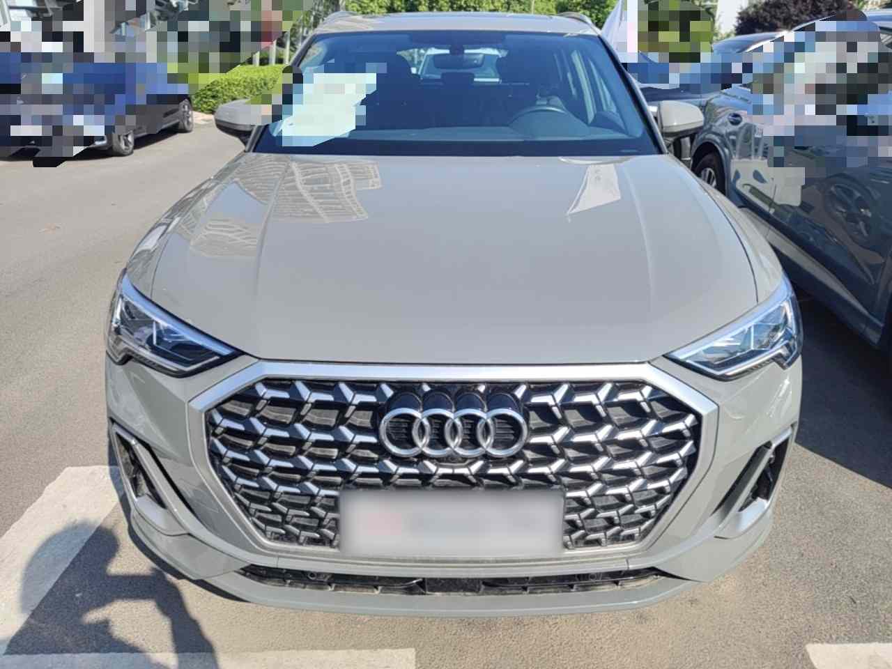奥迪Q3 2024款 35 TFSI 时尚动感型(1)