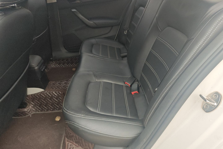 斯柯达 昕锐 2016款 1.4L 手动前行版中控内饰21