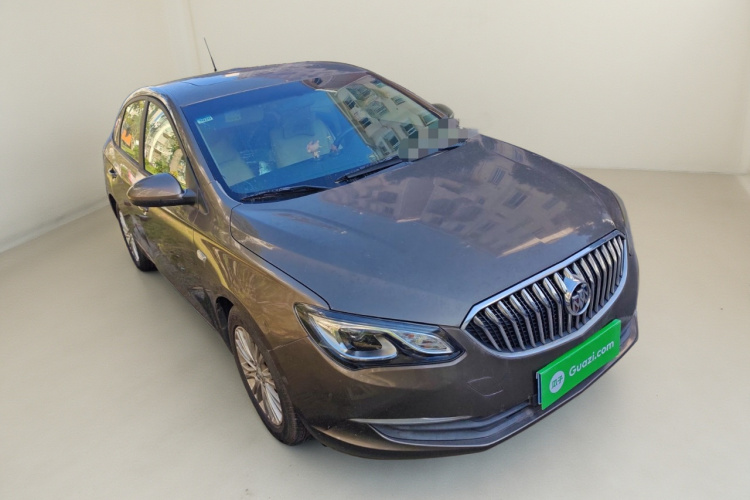 别克 英朗 2015款 15N 自动豪华型车身外观3