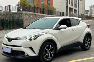 丰田C-HR 2018款 2.0L 领先天窗版 国V