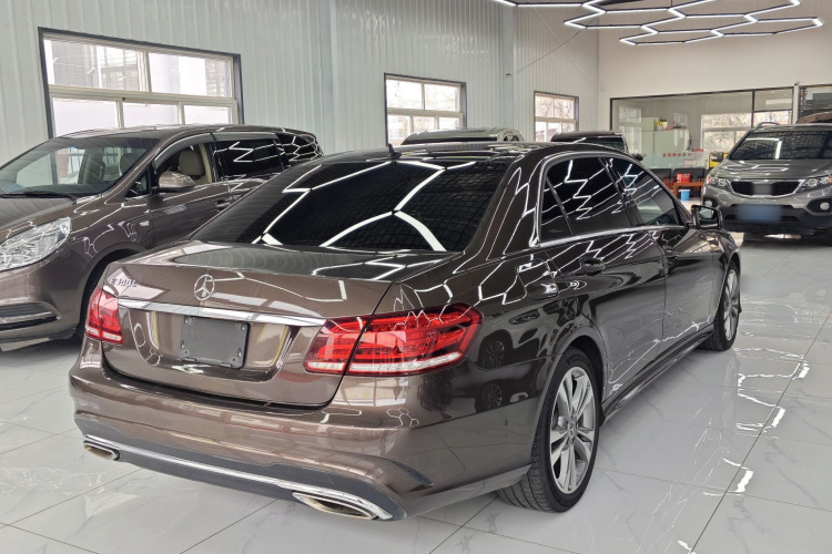 奔驰E级 2014款 改款 E 300 L 运动型车身外观6003