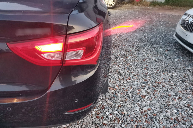 别克 英朗 2015款 15N 自动豪华型车身外观6006