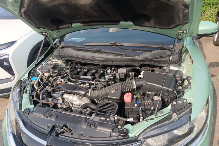 本田 杰德 2017款 210TURBO CVT风尚版 5座机舱底盘24