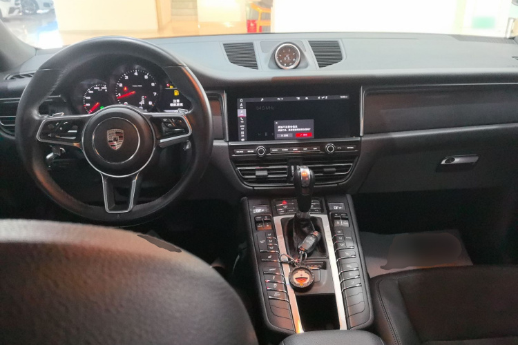 保时捷 2020款 Macan 2.0T中控内饰7002