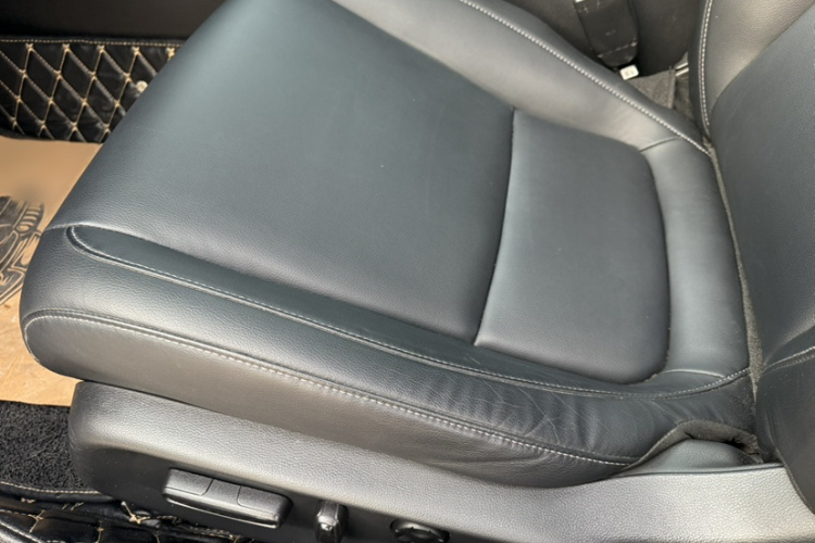 本田 雅阁 2018款 锐·混动 2.0L 锐智版 国VI中控内饰7008