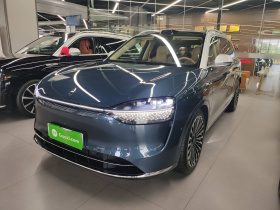 鸿蒙智行 问界M9 2024款 增程 Ultra版 52kWh 5座版